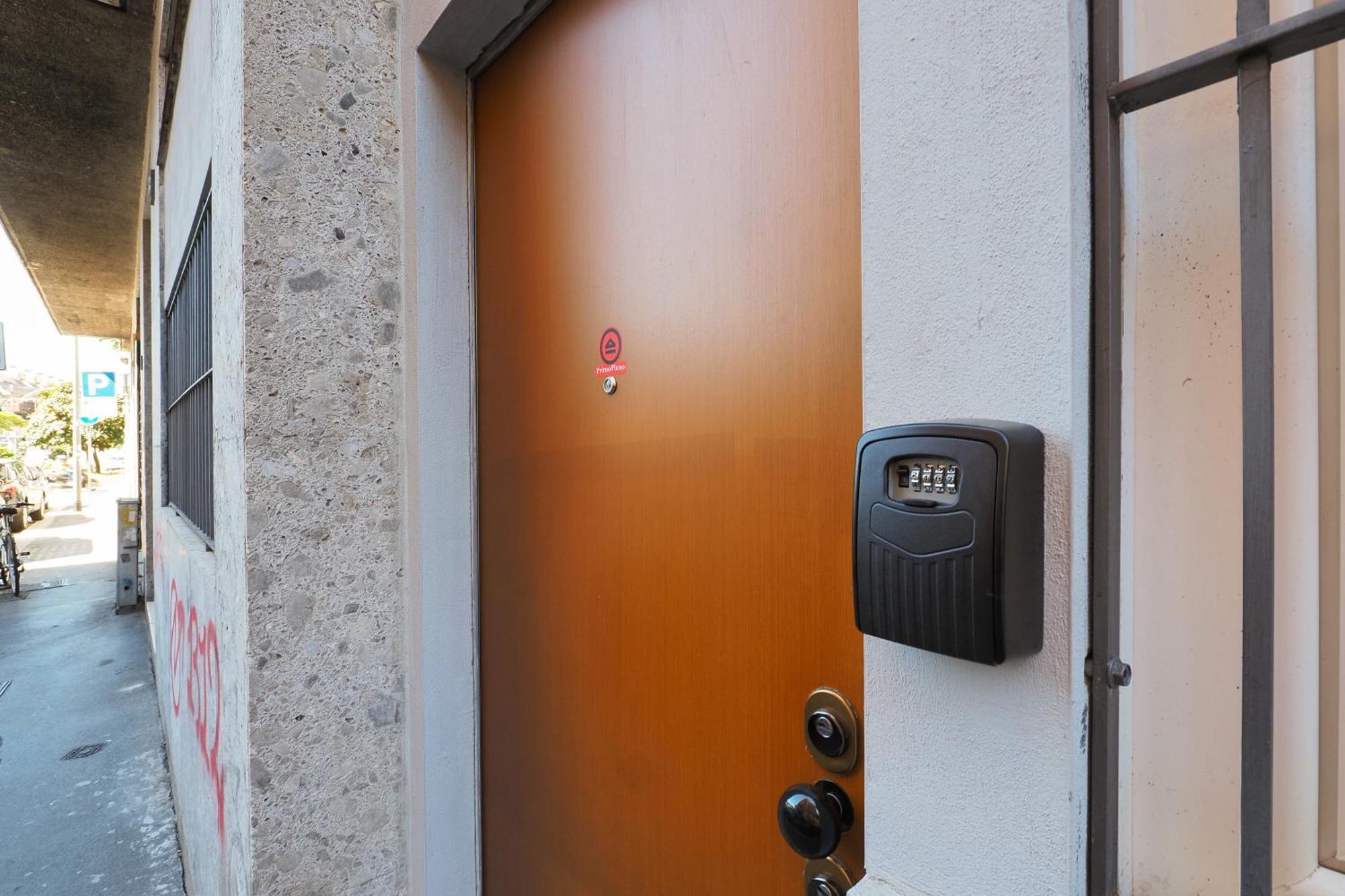 Primopiano - Gluck B Lägenhet Milano Exteriör bild